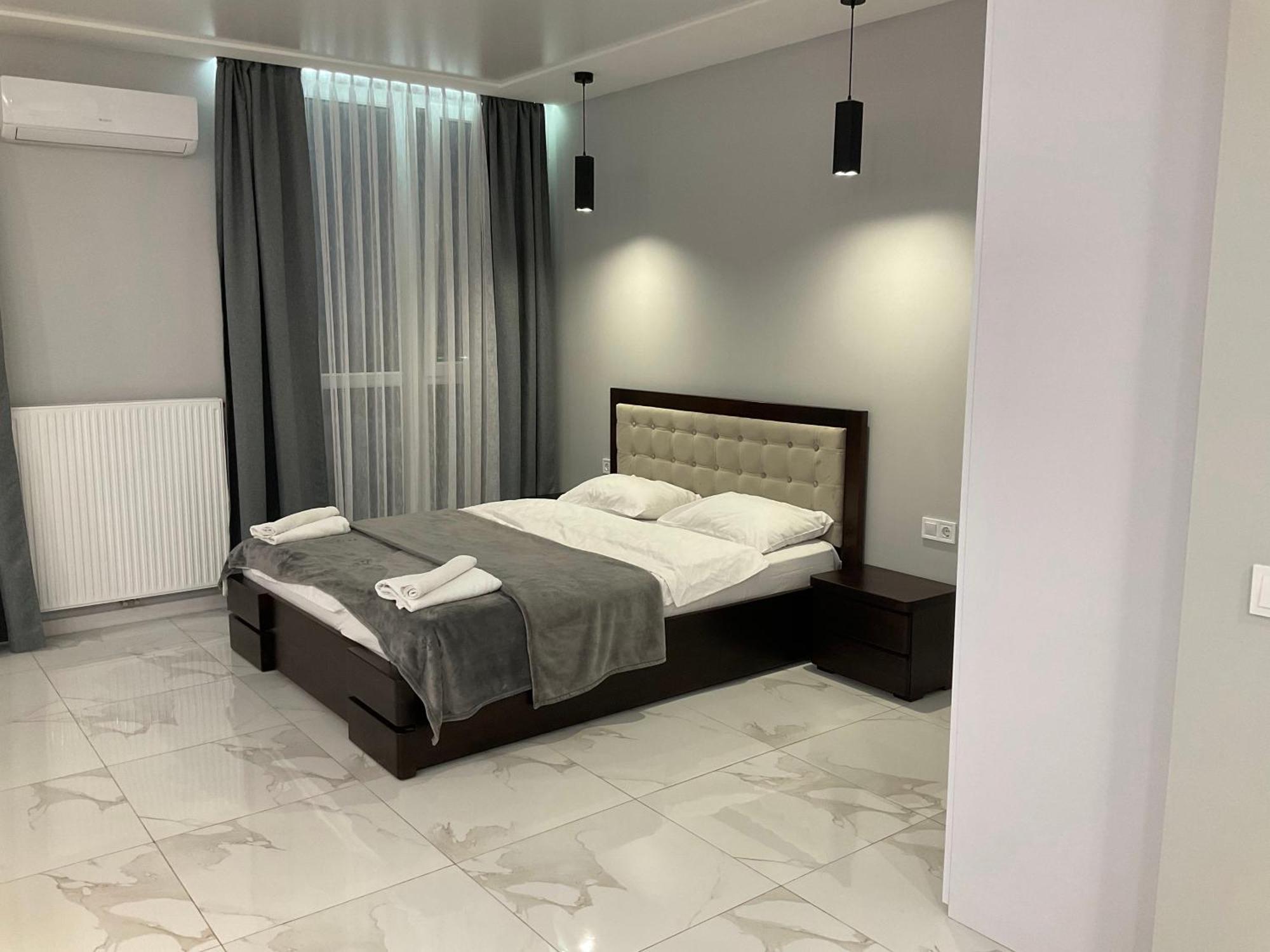 Vip Apartment Near Center Lviv Ngoại thất bức ảnh